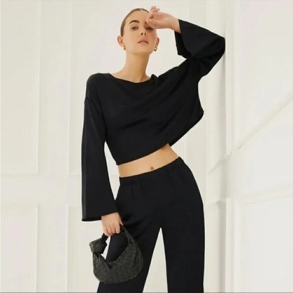 Something Navy Black Silky Long Sleeve Cropped Top XS